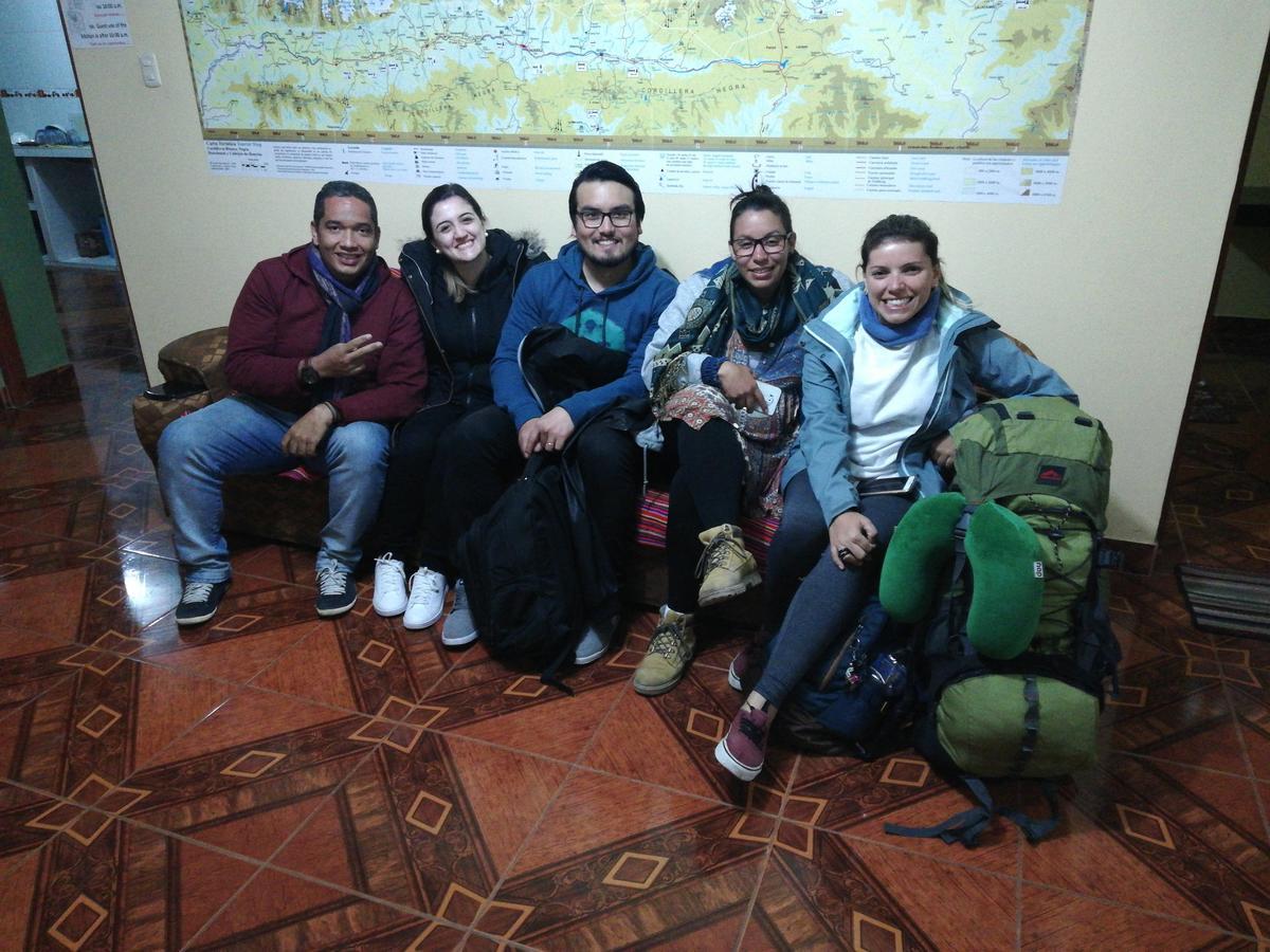 Artesonraju Hostel Huaraz エクステリア 写真